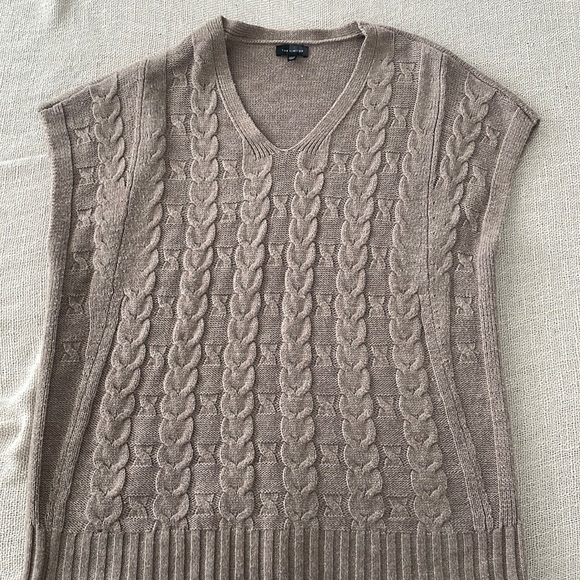 Best sweater. Barely worn. Great for layering! - Picture 1 of 1